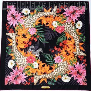 SALVATORE FERRAGAMO black Fall Leaves GIRAFFES Diamond silk scarf NWT envelope🎁